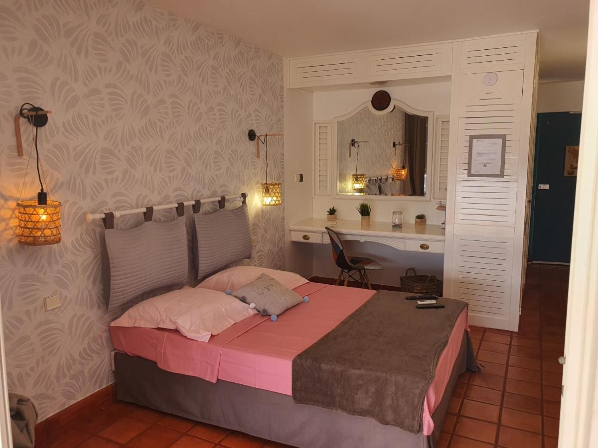 Vacance Au Soleil ! Studio Abricot 310 La Trinité Buitenkant foto